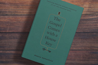 Book Review: The Gospel Comes With a House Key (Rosaria Butterfield)
