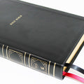 NKJV Classic Center-Column Reference Bible (Leathersoft, Black)