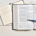 CSB Study Bible (Navy LeatherTouch)